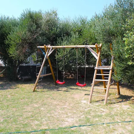 Family Jimmy - Center * Pag Town