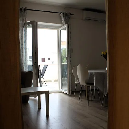 Apartamento Family Jimmy - Center Pag Town