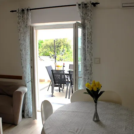 Family Jimmy - Center Apartamento Pag Town