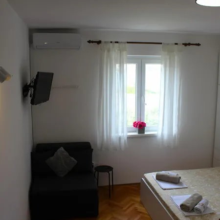 Family Jimmy - Center Apartamento Pag Town